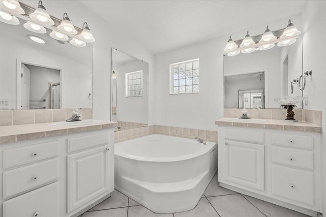 7654 Red Crossbill Court, Port St. Lucie, FL 34952