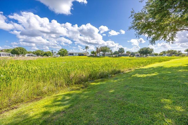 7654 Red Crossbill Court, Port St. Lucie, FL 34952