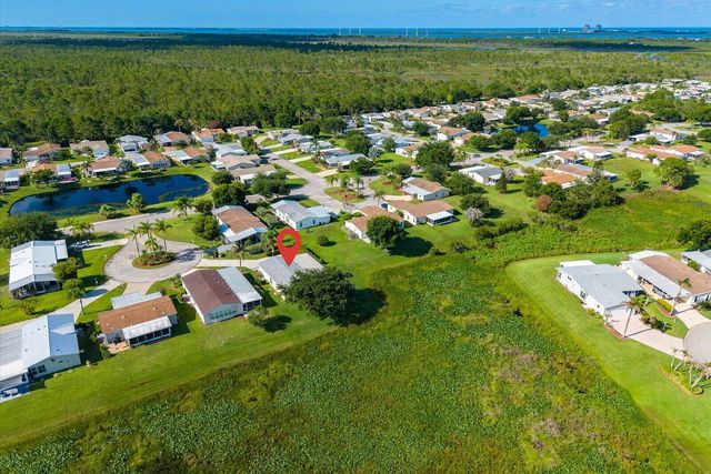 7654 Red Crossbill Court, Port St. Lucie, FL 34952