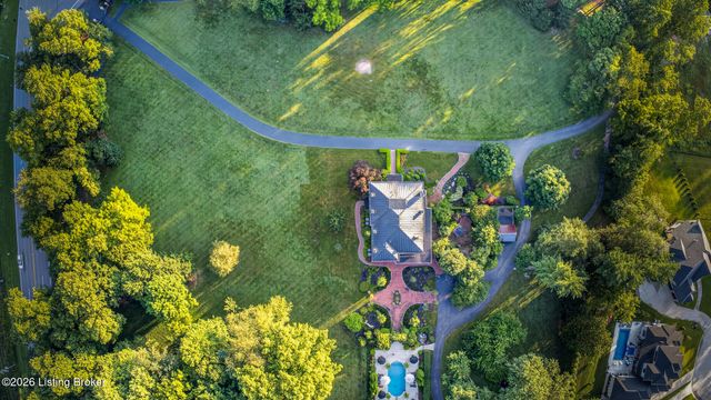 7112 Covered Bridge Rd, Prospect, KY 40059