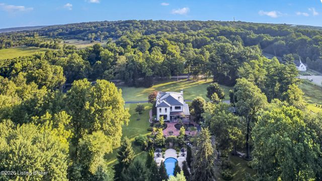 7112 Covered Bridge Rd, Prospect, KY 40059