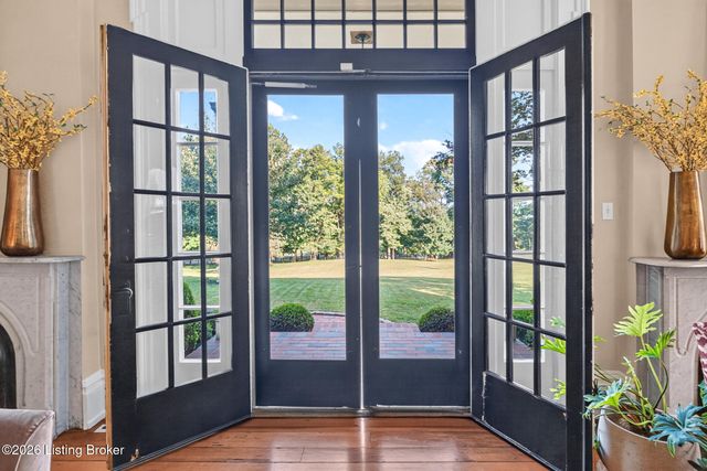 7112 Covered Bridge Rd, Prospect, KY 40059