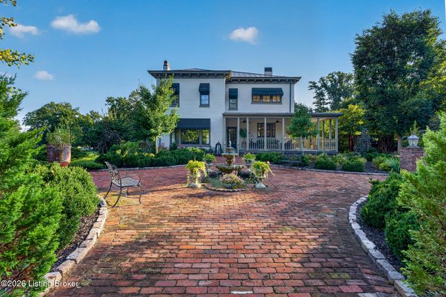 7112 Covered Bridge Rd, Prospect, KY 40059