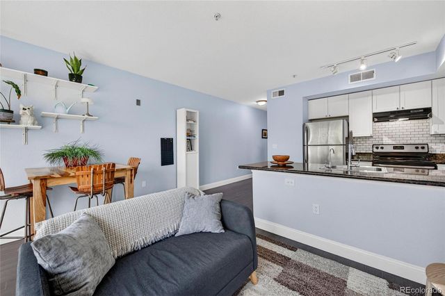 1623 Saint Paul Street 408, Denver, CO 80206