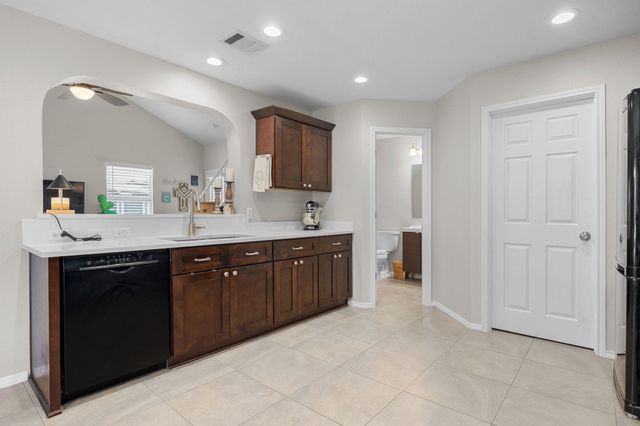 1821 Logan DR, Round Rock, TX 78664