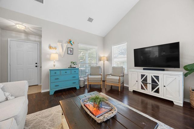 1821 Logan DR, Round Rock, TX 78664