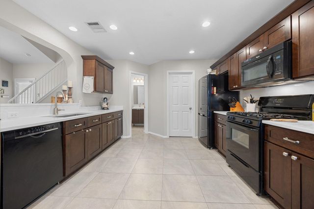 1821 Logan DR, Round Rock, TX 78664