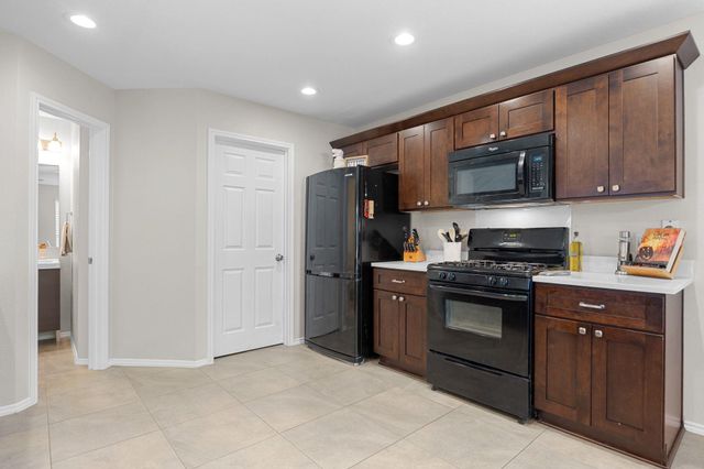 1821 Logan DR, Round Rock, TX 78664