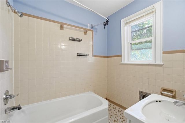 5000 Powhatan AVE, Norfolk, VA 23508