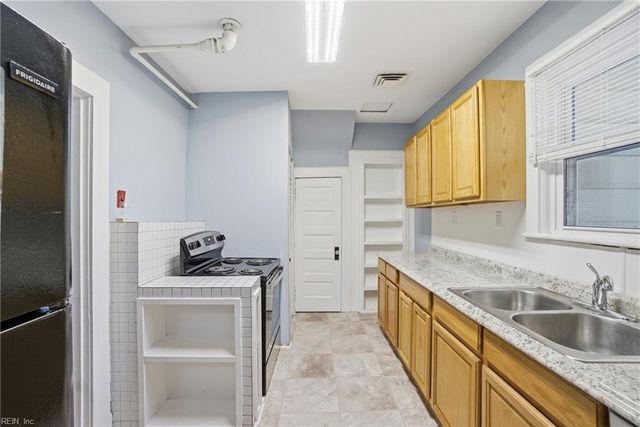 5000 Powhatan AVE, Norfolk, VA 23508