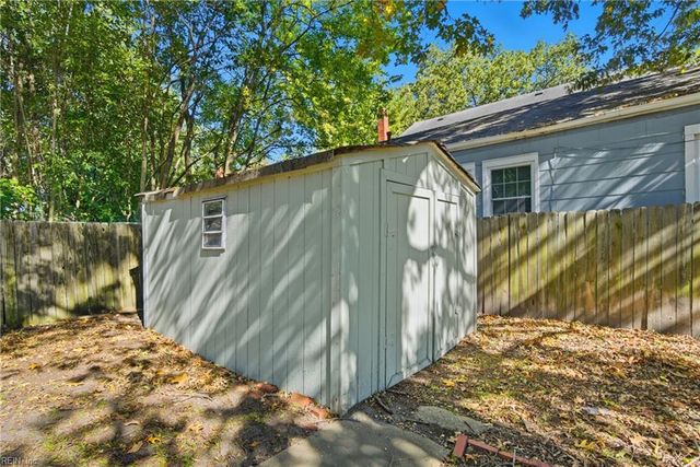 5000 Powhatan AVE, Norfolk, VA 23508