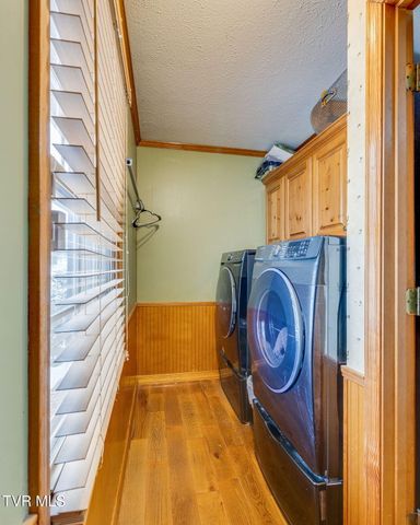 20483 Hoot Owl Road, Bristol, VA 24202