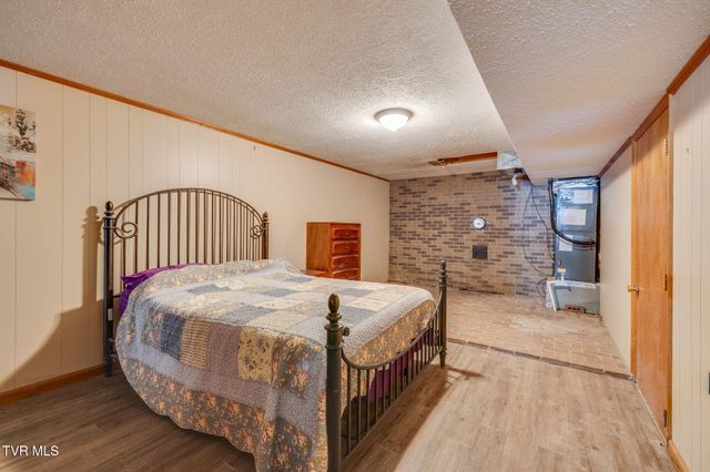 20483 Hoot Owl Road, Bristol, VA 24202