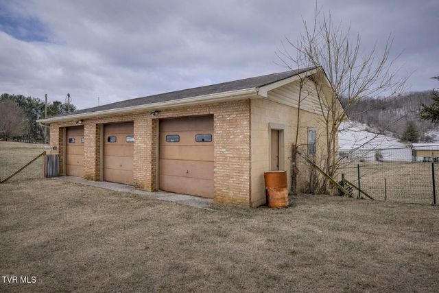 20483 Hoot Owl Road, Bristol, VA 24202