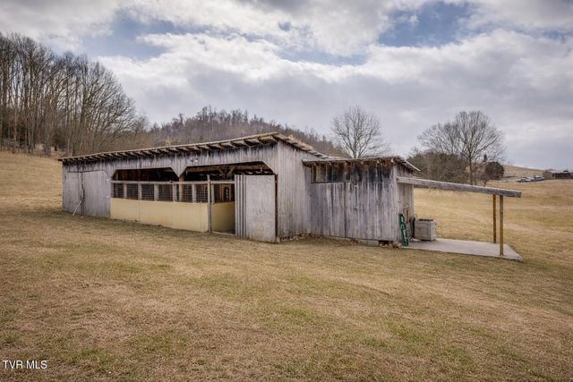 20483 Hoot Owl Road, Bristol, VA 24202