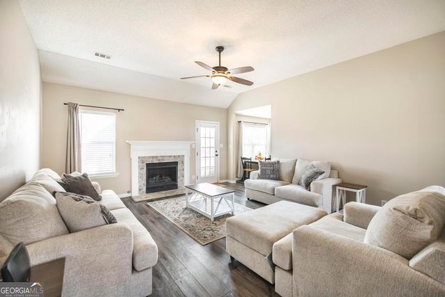 112 Knights Bridge, Warner Robins, GA 31093