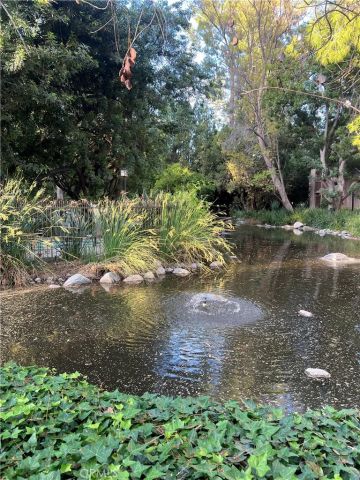 7111 Farralone Avenue 104, Canoga Park, CA 91303