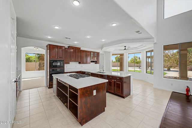 3520 S VELERO Street, Chandler, AZ 85286