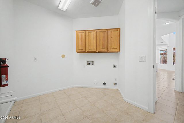 3520 S VELERO Street, Chandler, AZ 85286
