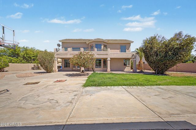 3520 S VELERO Street, Chandler, AZ 85286