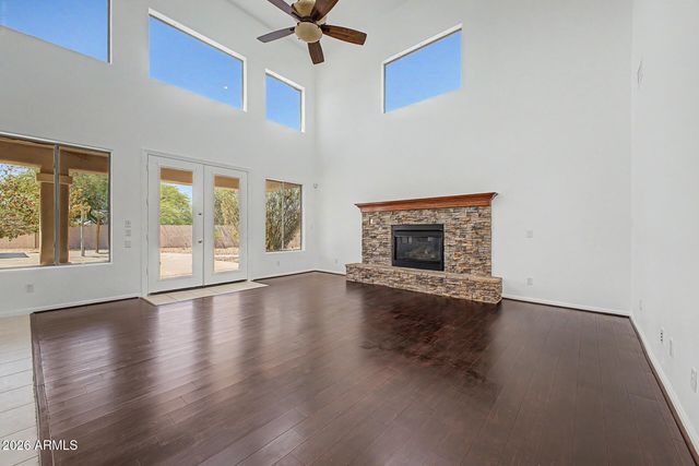 3520 S VELERO Street, Chandler, AZ 85286