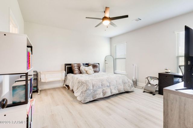 207 Ethereal Street, Youngsville, LA 70592