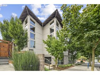 512 Se 60TH Ave 206, Portland, OR 97215