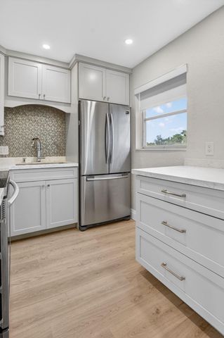 941 Crystal Lake Drive 311, Deerfield Beach, FL 33064