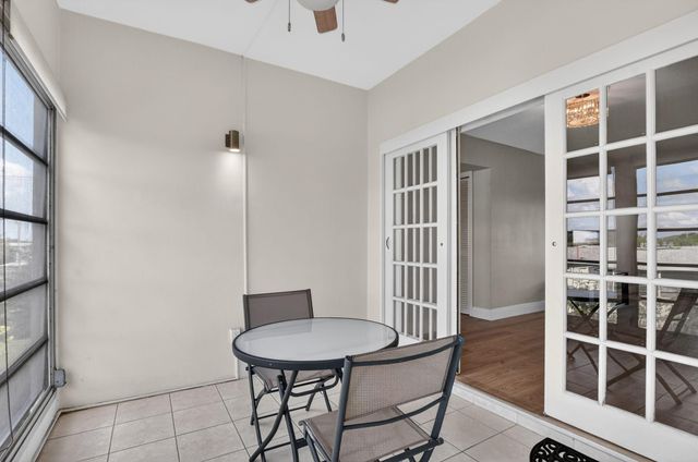 941 Crystal Lake Drive 311, Deerfield Beach, FL 33064