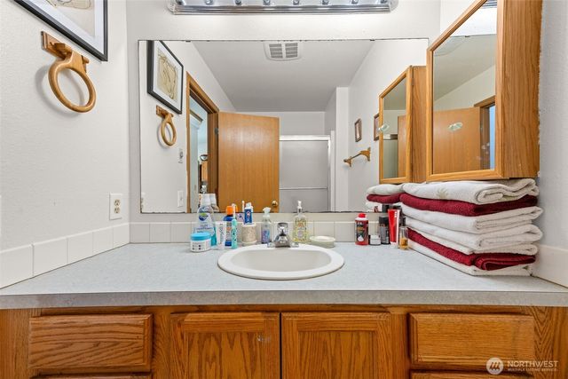 1221 S Evans St Street, Aberdeen, WA 98520
