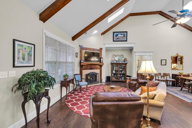 668 Reba Dale Court, Spartanburg, SC 29307