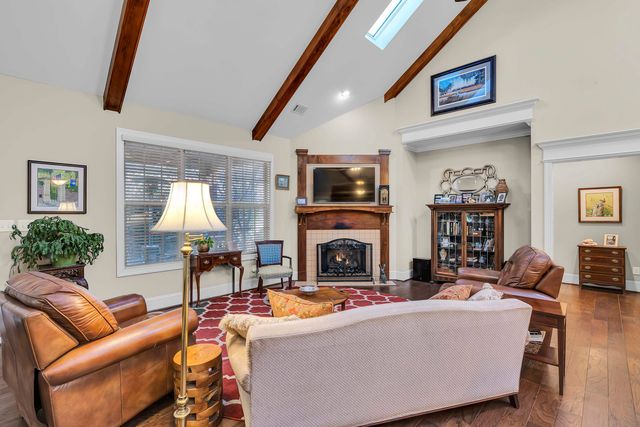 668 Reba Dale Court, Spartanburg, SC 29307