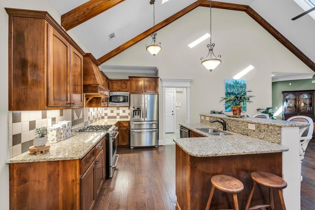 668 Reba Dale Court, Spartanburg, SC 29307