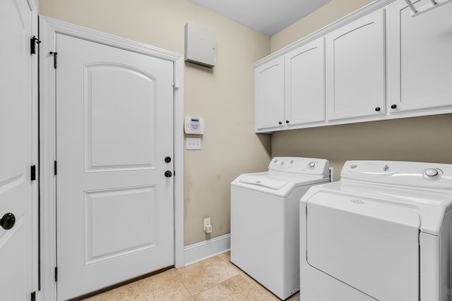 668 Reba Dale Court, Spartanburg, SC 29307