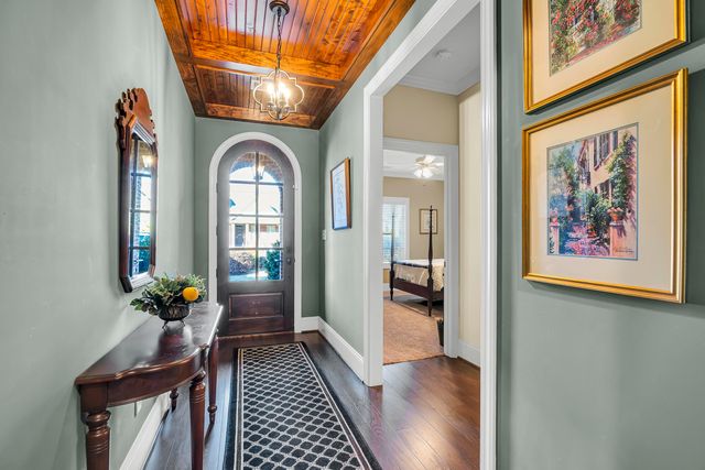 668 Reba Dale Court, Spartanburg, SC 29307