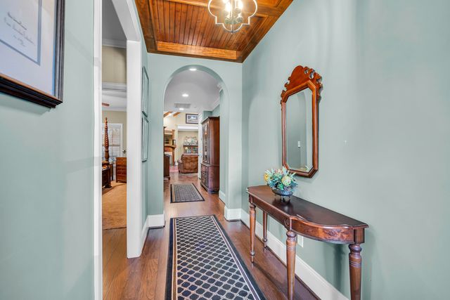 668 Reba Dale Court, Spartanburg, SC 29307