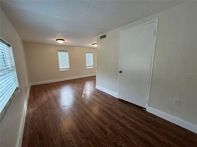3304 NW 20TH STREET, Gainesville, FL 32605