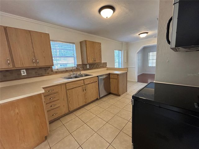 3304 NW 20TH STREET, Gainesville, FL 32605