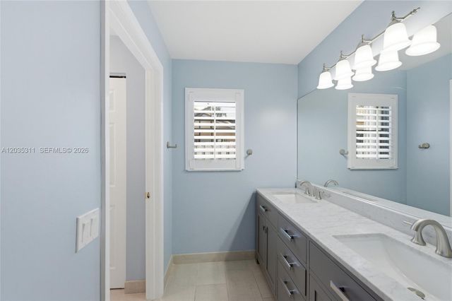 1975 Water Ridge Drive, Weston, FL 33326