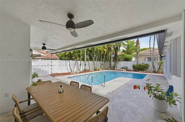 1975 Water Ridge Drive, Weston, FL 33326
