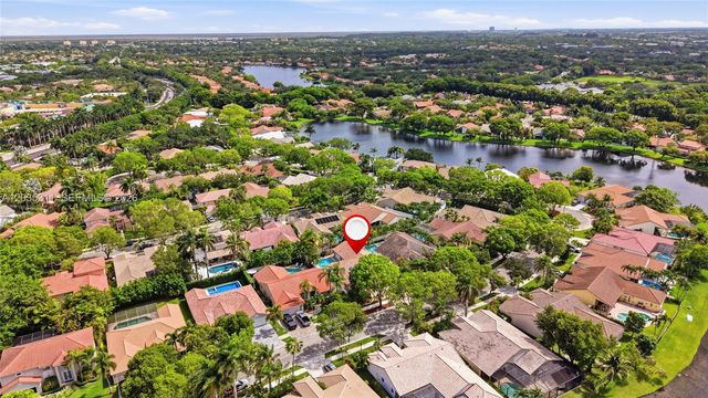 1975 Water Ridge Drive, Weston, FL 33326