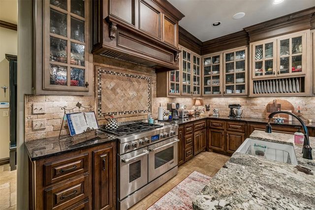 16329 Scotland Way, Edmond, OK 73013