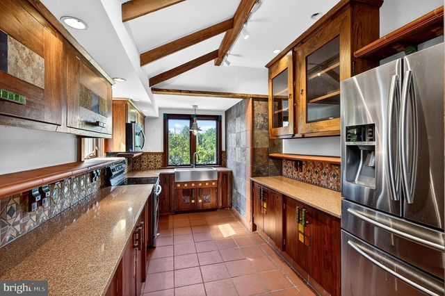 498 PERRINEVILLE, Robbinsville, NJ 08520