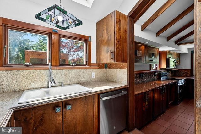498 PERRINEVILLE, Robbinsville, NJ 08520