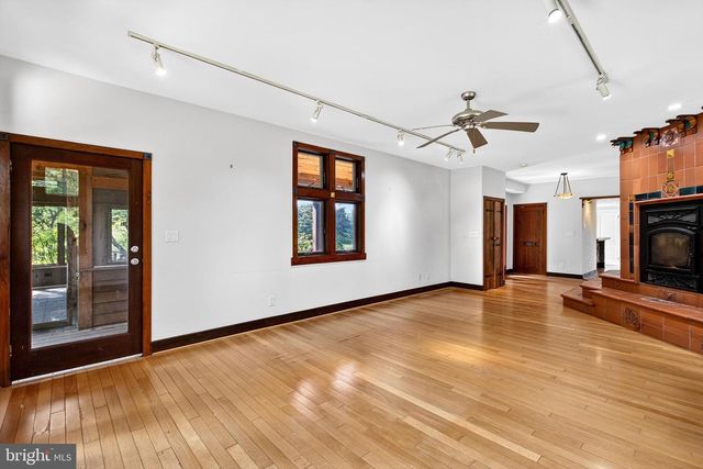 498 PERRINEVILLE, Robbinsville, NJ 08520