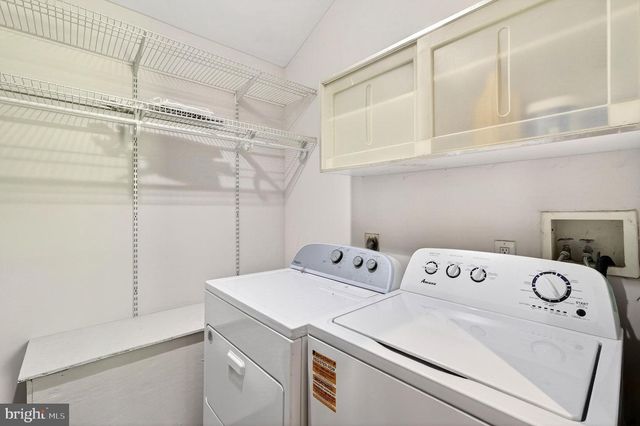 498 PERRINEVILLE, Robbinsville, NJ 08520