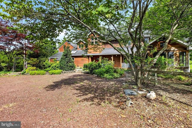 498 PERRINEVILLE, Robbinsville, NJ 08520
