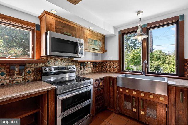 498 PERRINEVILLE, Robbinsville, NJ 08520