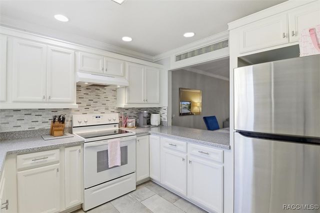 1 Black Cherry Drive, Homosassa, FL 34446