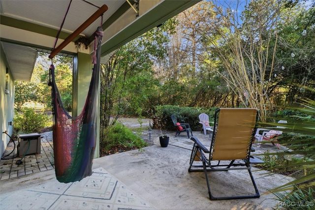 1 Black Cherry Drive, Homosassa, FL 34446